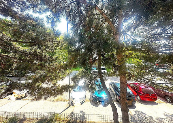 AFYREAL Predaj 4izb byt Vyšehradská Petržalka po staršej kompletnej rekonštrukcii, balkón