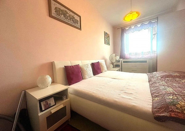 AFYREAL Predaj 4izb byt Vyšehradská Petržalka po staršej kompletnej rekonštrukcii, balkón