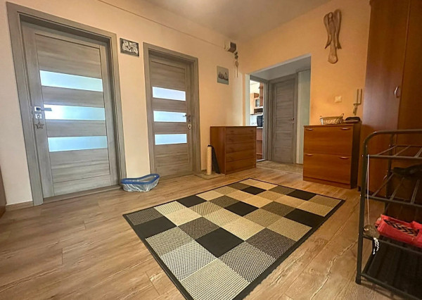 AFYREAL Predaj 4izb byt Vyšehradská Petržalka po staršej kompletnej rekonštrukcii, balkón