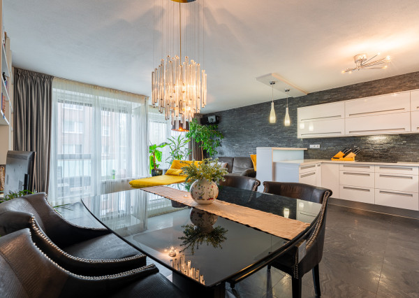 AFYREAL   VIDEO  predaj 4izb nádherný nadštandardný byt s garažou pri lese  VIDEO