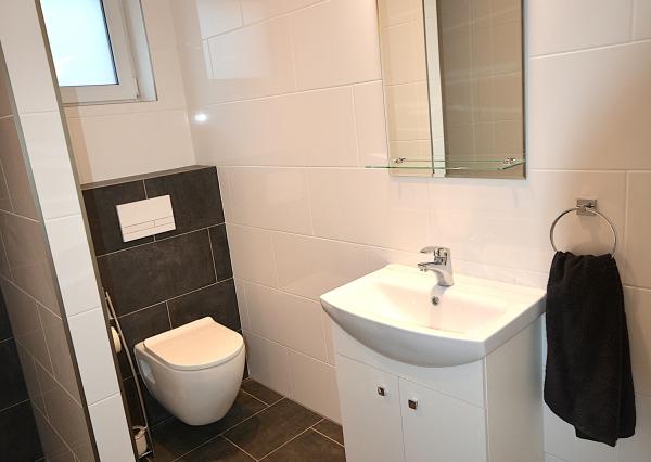 Moderný 4-izbový bungalov na prenájom – novostavba v tichej lokalite Geča, len 8 km od Koší