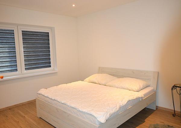 Moderný 4-izbový bungalov na prenájom – novostavba v tichej lokalite Geča, len 8 km od Koší