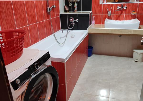 Ponúkame na predaj priestranný rodinný dom v srdci Tokajskej vínnej oblasti – Slovenské Nové Mesto.