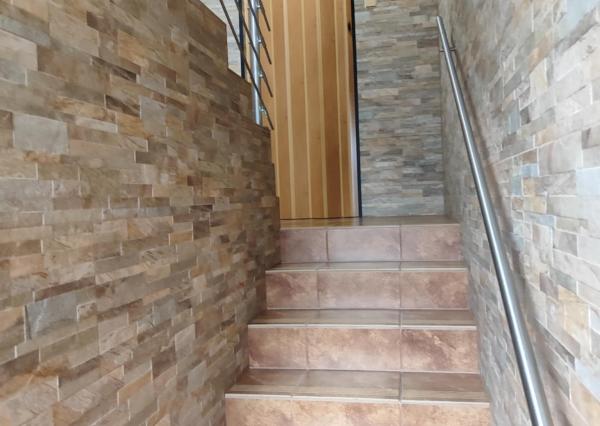 Ponúkame na predaj priestranný rodinný dom v srdci Tokajskej vínnej oblasti – Slovenské Nové Mesto.