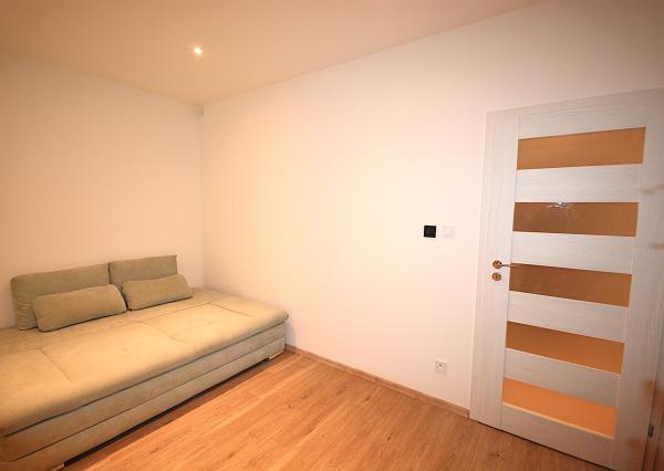 Moderný 4-izbový bungalov na prenájom – novostavba v tichej lokalite Geča, len 8 km od Koší