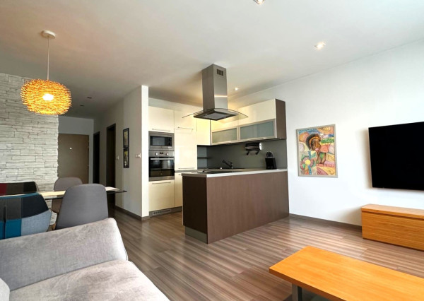 AFYREAL REZERVOVANE 3izb bytu s parkovaním Kadnárova - Rača 68m2 plus loggia 7m2 plus parkovanie.