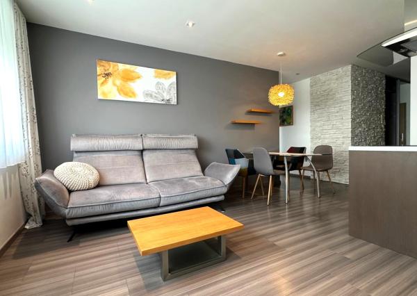 AFYREAL REZERVOVANE 3izb bytu s parkovaním Kadnárova - Rača 68m2 plus loggia 7m2 plus parkovanie.