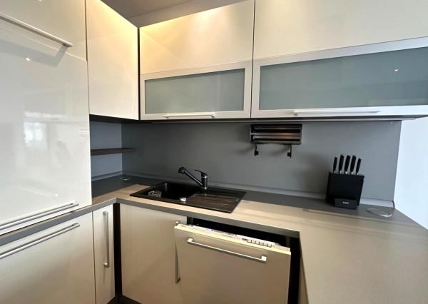 AFYREAL REZERVOVANE 3izb bytu s parkovaním Kadnárova - Rača 68m2 plus loggia 7m2 plus parkovanie.