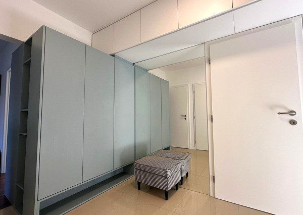 AFYREAL predaj 4izb Cabanova ul., kompletná rekonštrukcia, úložný priestor, loggia, výťah, slnečný, svetlý.