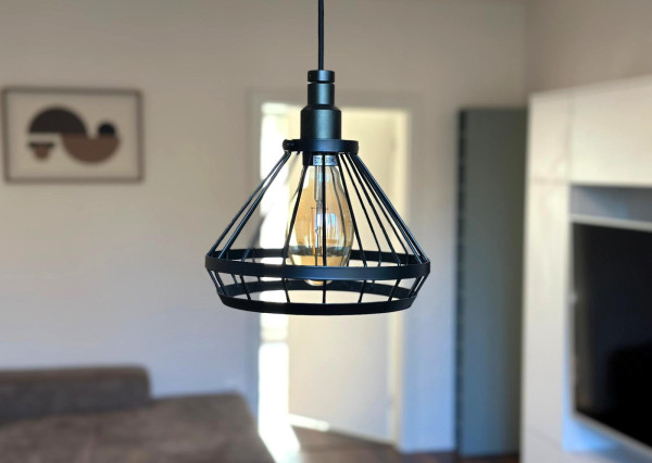 AFYREAL predaj 4izb Cabanova ul., kompletná rekonštrukcia, úložný priestor, loggia, výťah, slnečný, svetlý.