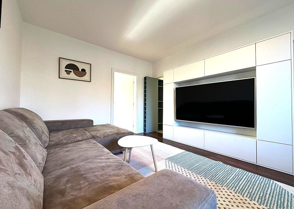 AFYREAL predaj 4izb Cabanova ul., kompletná rekonštrukcia, úložný priestor, loggia, výťah, slnečný, svetlý.