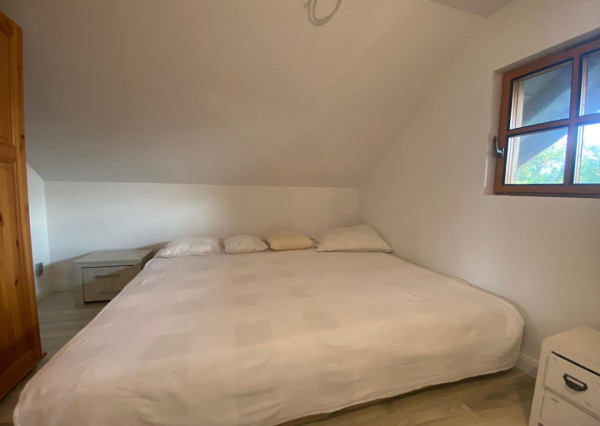 AFYREAL prenájom dog friendly 3izb celoročne obývateľnej chaty iba 25km od Rusoviec - pri Šulianskom jazere, tiché a pokojné prostredie.