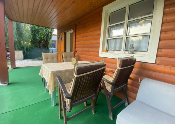 AFYREAL prenájom dog friendly 3izb celoročne obývateľnej chaty iba 25km od Rusoviec - pri Šulianskom jazere, tiché a pokojné prostredie.