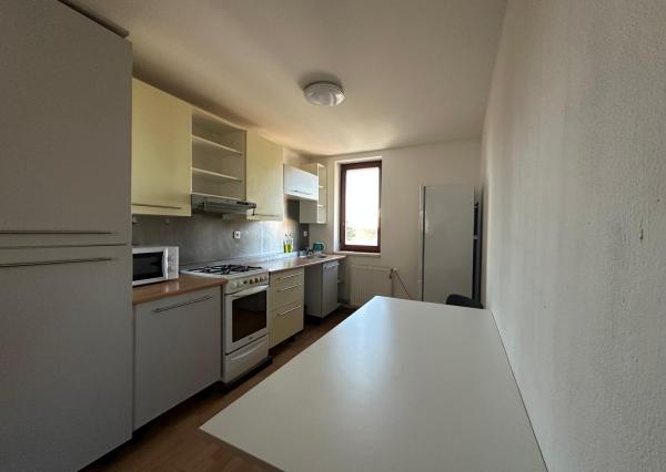 AFYREAL prenájom kancelárií v administratívnej polyfunkčnej budove na začiatku Lozorna