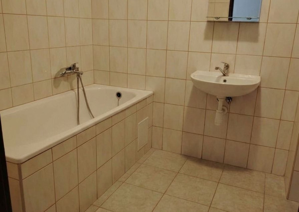 Prijemny veľký 2i byt na prenájom