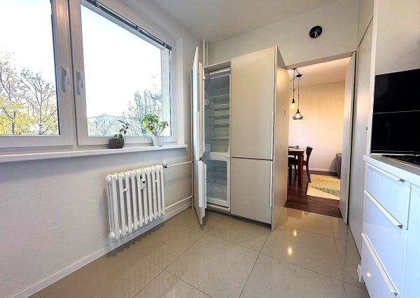 AFYREAL predane 4izb Cabanova ul., kompletná rekonštrukcia, úložný priestor, loggia, výťah, slnečný, svetlý