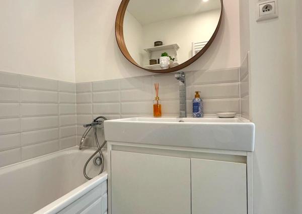 AFYREAL predane 4izb Cabanova ul., kompletná rekonštrukcia, úložný priestor, loggia, výťah, slnečný, svetlý