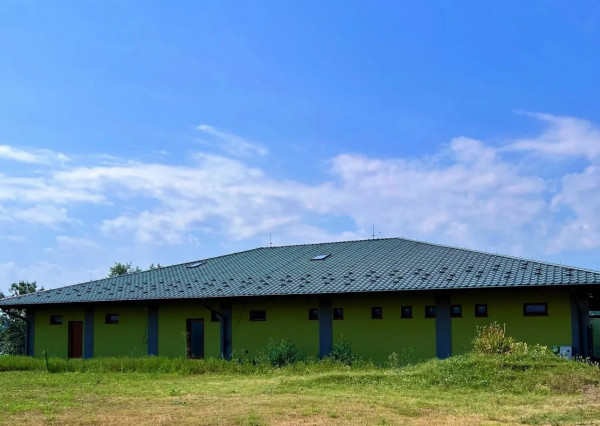 Afyreal predaj skolaudovaný objekt na podnikanie alebo bývanie na Šulianskom jazere, tesne pri vode, nádherné prostredie