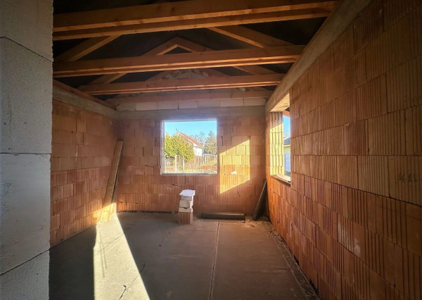 AFYREAL predaj pozemku na stavbu rodinného domu s menšou novostavbou Vojka nad Dunajom