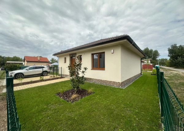 AFYREAL video Predaj chata pri jazere, 20min od Čunova, 3izb kompl zariadená novostavba pri jazere Vojka, pre milovníkov ticha