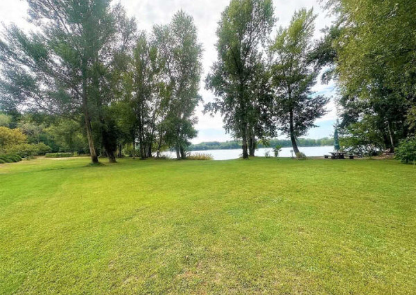 AFYREAL video Predaj chata pri jazere, 20min od Čunova, 3izb kompl zariadená novostavba pri jazere Vojka, pre milovníkov ticha