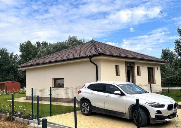 AFYREAL video Predaj chata pri jazere, 20min od Čunova, 3izb kompl zariadená novostavba pri jazere Vojka, pre milovníkov ticha