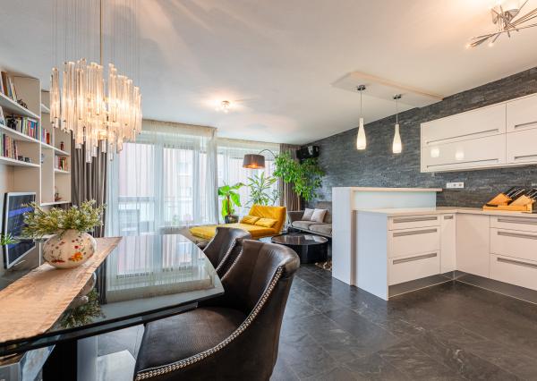 AFYREAL   VIDEO  predaj 4izb nádherný nadštandardný byt s garažou pri lese  - VIDEO