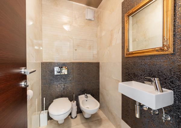 AFYREAL   VIDEO  predaj 4izb nádherný nadštandardný byt s garažou pri lese  - VIDEO