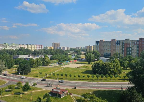 3 izbový zrekonštruovaný byt na prenájom Bratislava - Petržalka