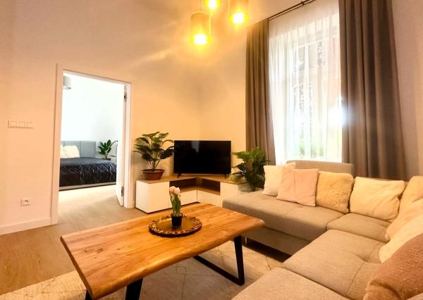 AFYREAL: na prenájom 2 izbový byt, 55m2, Timravina ulica - Bratislava, Staré Mesto