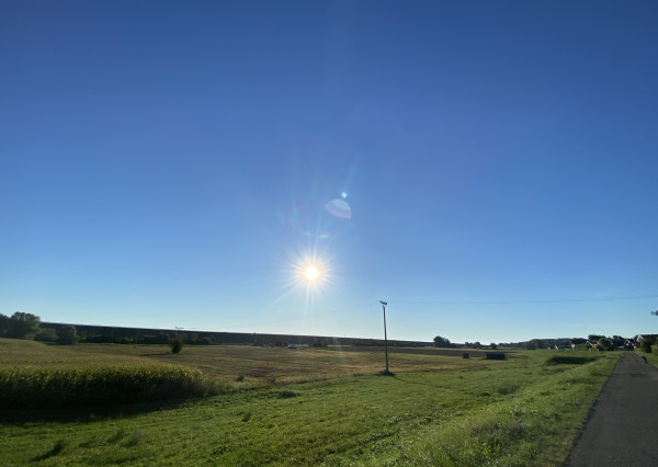 AFYREAL prenájom dog friendly 3izb celoročne obývateľnej chaty iba 25km od Rusoviec - pri Šulianskom jazere, tiché a pokojné prostredie.