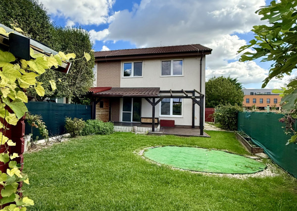 VIDEO, Viac izieb, viac pohody: 5-izbový rodinný dom, kde nikto nemusí robiť kompromisy