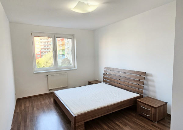 Klimatizovaný 3-izb. byt s balkónom a recepciou–Bosákova,BA5