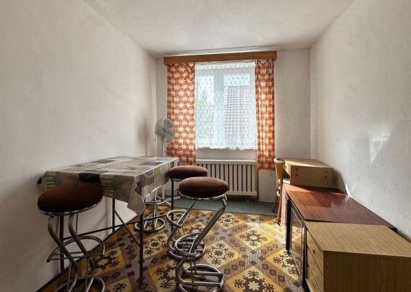 VIDEO, ZNÍŽENÁ CENA 10-izbový rodinný dom, ÚP 340m2, pozemok 638m2