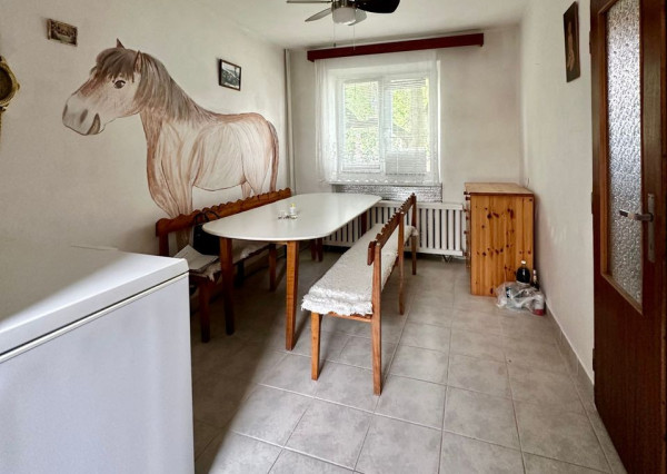 VIDEO, ZNÍŽENÁ CENA 10-izbový rodinný dom, ÚP 340m2, pozemok 638m2