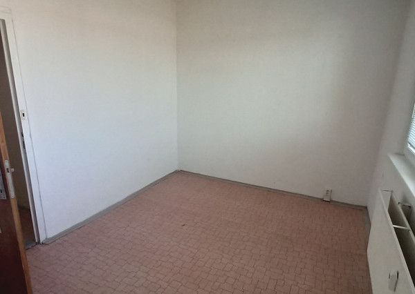 EXKLUZÍVNE NA PREDAJ | 2-izbový byt s loggiou | Spišská Nová Ves – E. M. Šoltésovej