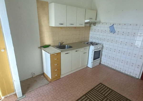 EXKLUZÍVNE NA PREDAJ | 2-izbový byt s loggiou | Spišská Nová Ves – E. M. Šoltésovej