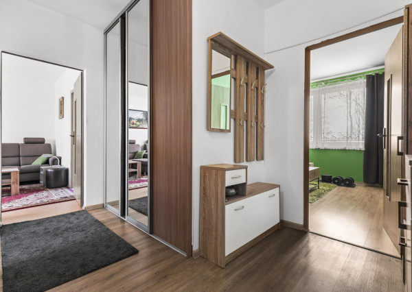 Štýlový 3 izbový byt s rozlohou 70 m2 v srdci Ružinova na Rumančekovej ulici  *** SKVELÁ INVESTÍCIA ***