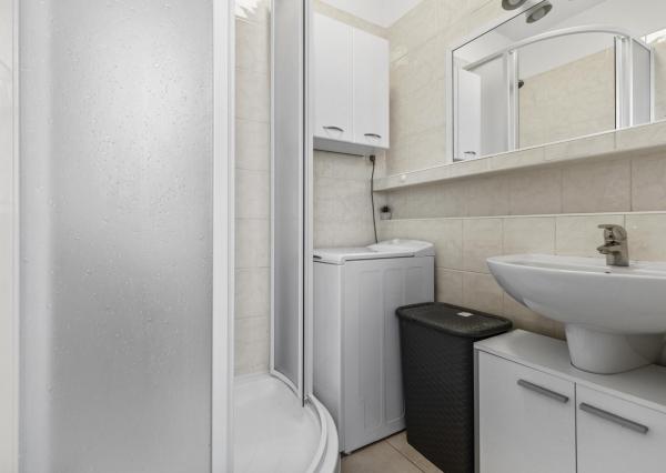 Štýlový 3 izbový byt s rozlohou 70 m2 v srdci Ružinova na Rumančekovej ulici  *** SKVELÁ INVESTÍCIA ***