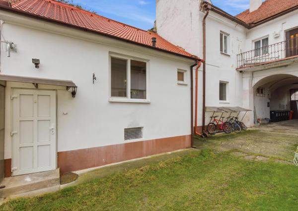 ZREKONŠTRUOVANÝ 2 izbový byt,  60 m2, Prostredná ul.  *** VÝBORNÁ PONUKA ***
