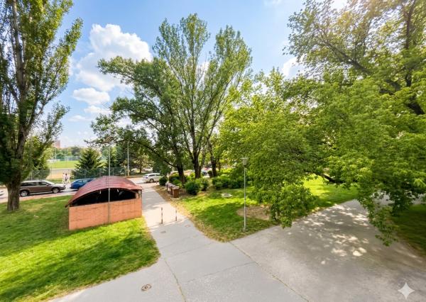 Kompletná rekonštrukcia, 3- izbový byt s loggiou, Bulíkova ul., Bratislava-Petržalka