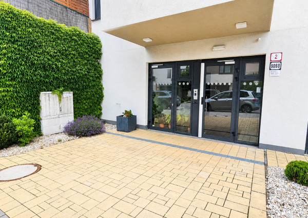 Ihneď voľný 3-izbový byt 91,12 m²,západný balkón,Pod vŕškami