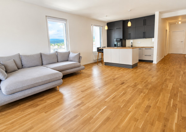 Ihneď voľný 3-izbový byt 91,12 m²,západný balkón,Pod vŕškami