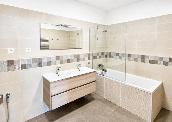 Ihneď voľný 3-izbový byt 91,12 m²,západný balkón,Pod vŕškami