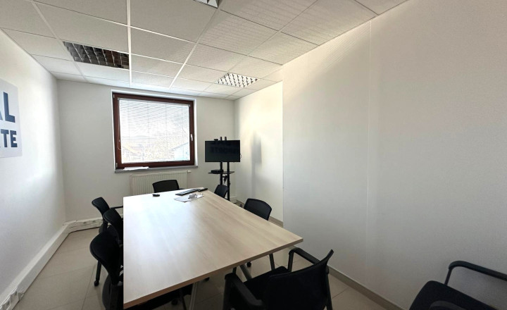 AFYREAL prenájom kancelárií v administratívnej polyfunkčnej budove na začiatku Lozorna - fotografia 7