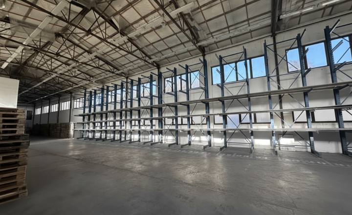 AFYREAL Lozorno- prenájom hala 542,9m2, spevnená plocha 4.382m2 na parkovanie kamiónov. - fotografia 4