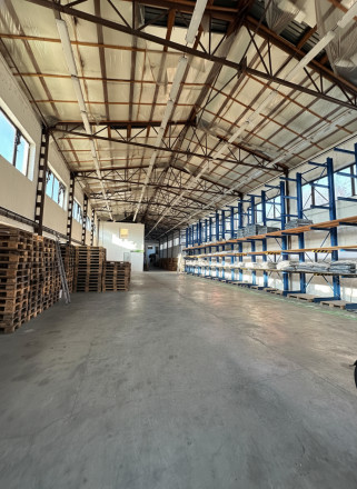 AFYREAL Lozorno- prenájom hala 542,9m2, spevnená plocha 4.382m2 na parkovanie kamiónov. - fotografia 8
