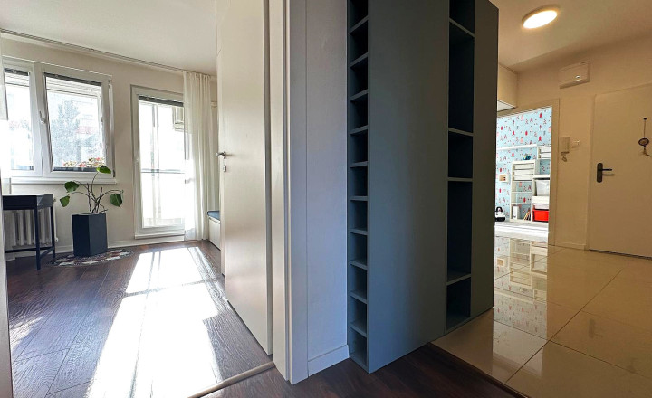 AFYREAL predane 4izb Cabanova ul., kompletná rekonštrukcia, úložný priestor, loggia, výťah, slnečný, svetlý - fotografia 4