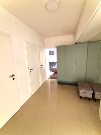 AFYREAL predane 4izb Cabanova ul., kompletná rekonštrukcia, úložný priestor, loggia, výťah, slnečný, svetlý - fotografia 6