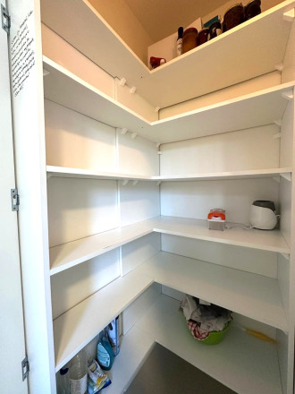 AFYREAL predane 4izb Cabanova ul., kompletná rekonštrukcia, úložný priestor, loggia, výťah, slnečný, svetlý - fotografia 14